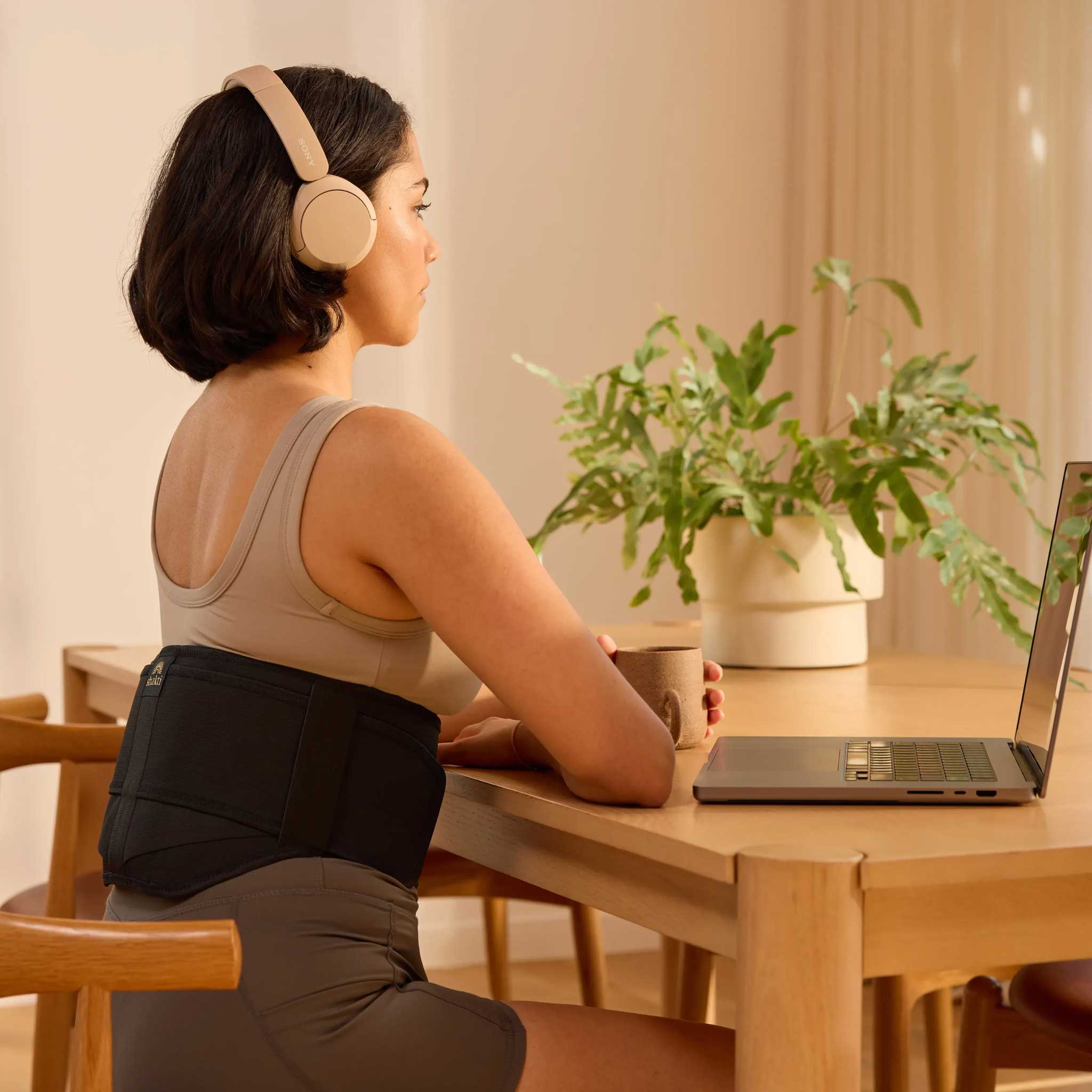 Back_BellyBandProductCarousel-22_f6e5a9da-c540-40a5-acc7-df54cb62fcf8.jpg